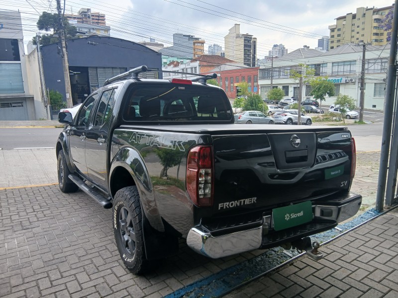 FRONTIER 2.5 SV ATTACK 4X2 CD TURBO ELETRONIC DIESEL 4P MANUAL - 2014 - CAXIAS DO SUL