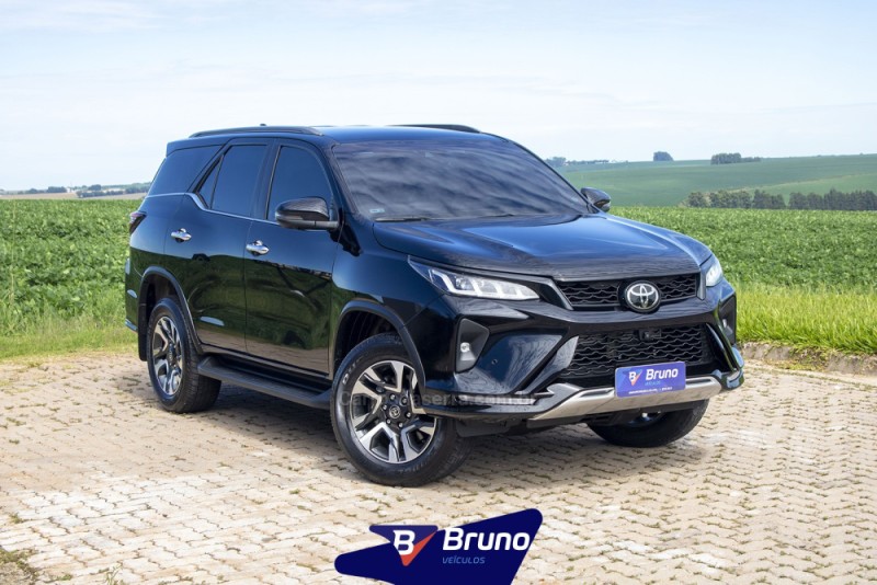 HILUX SW4 2.8 SRX 4X4 DIAMOND 16V TURBO DIESEL 4P 7 LUGARES AUTOMÁTICO - 2023 - PALMEIRA DAS MISSõES