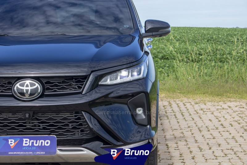 HILUX SW4 2.8 SRX 4X4 DIAMOND 16V TURBO DIESEL 4P 7 LUGARES AUTOMÁTICO - 2023 - PALMEIRA DAS MISSõES