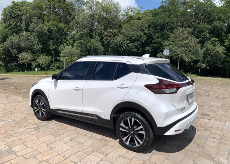 KICKS 1.6 ADVANCE 16V FLEX 4P AUTOMÁTICO - 2022 - GUAPORé