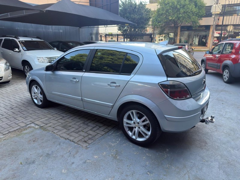 VECTRA 2.0 MPFI GT HATCH 8V FLEX 4P MANUAL - 2009 - CAXIAS DO SUL