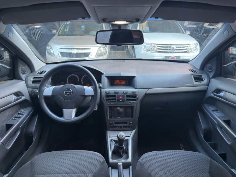 VECTRA 2.0 MPFI GT HATCH 8V FLEX 4P MANUAL - 2009 - CAXIAS DO SUL