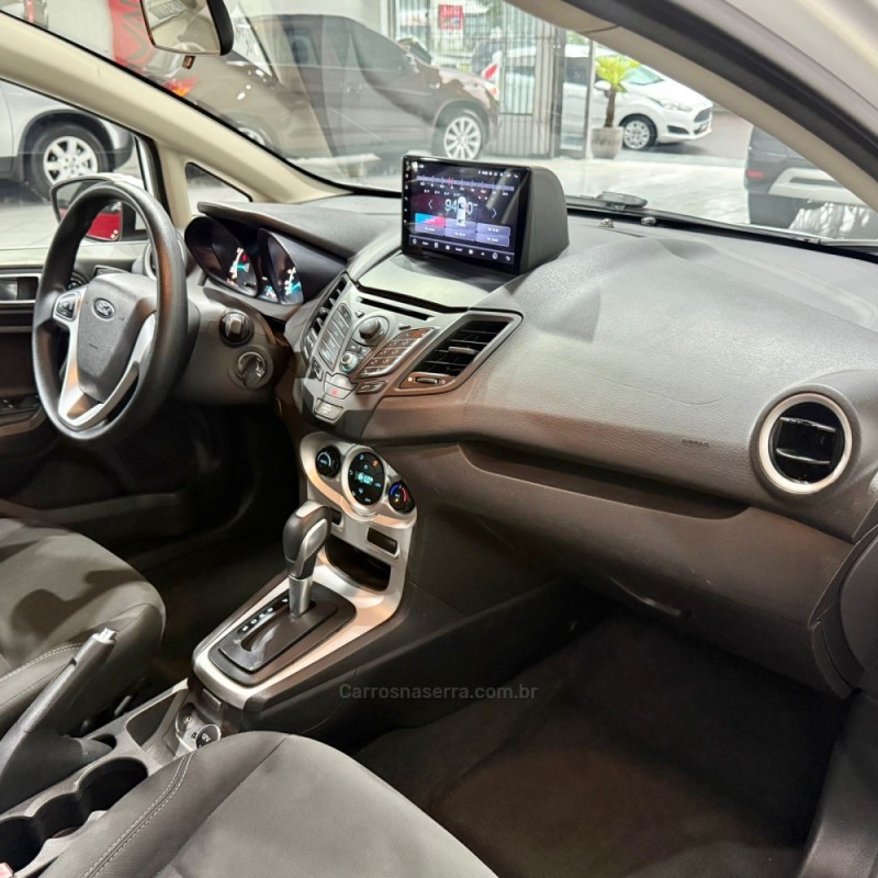 FIESTA 1.6 SE SEDAN 16V FLEX 4P AUTOMÁTICO - 2015 - NOVO HAMBURGO