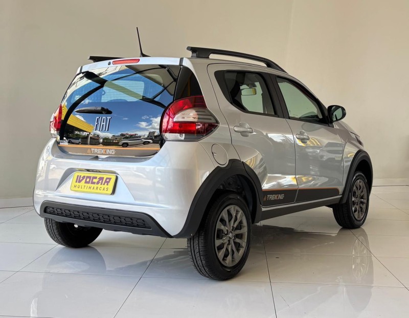 MOBI 1.0 TREKKING 8V FLEX 4P MANUAL - 2025 - VACARIA