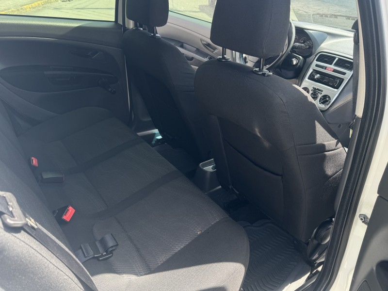 PUNTO 1.4 ATTRACTIVE 8V FLEX 4P MANUAL - 2012 - CAXIAS DO SUL