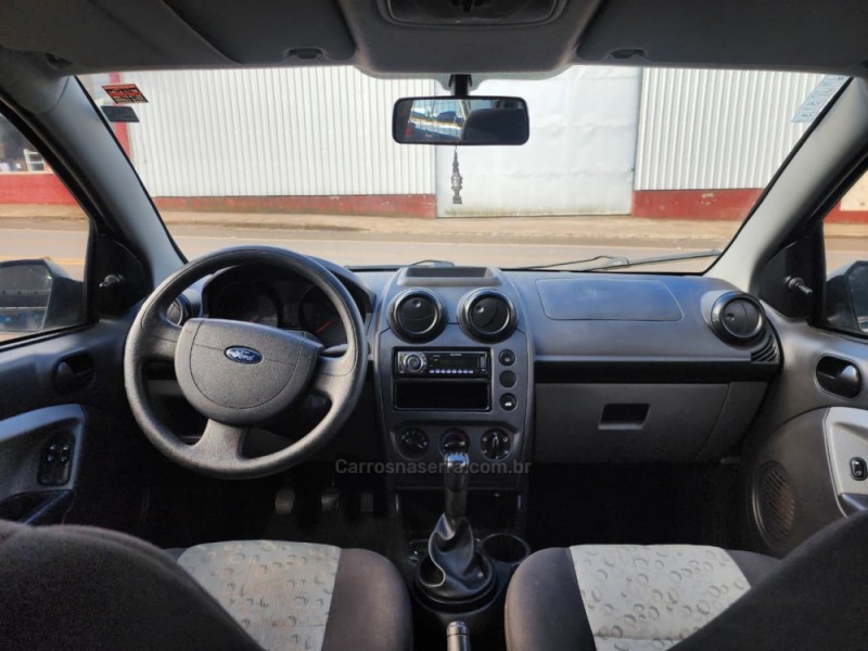 FIESTA 1.0 MPI HATCH 8V FLEX 4P MANUAL - 2010 - VACARIA