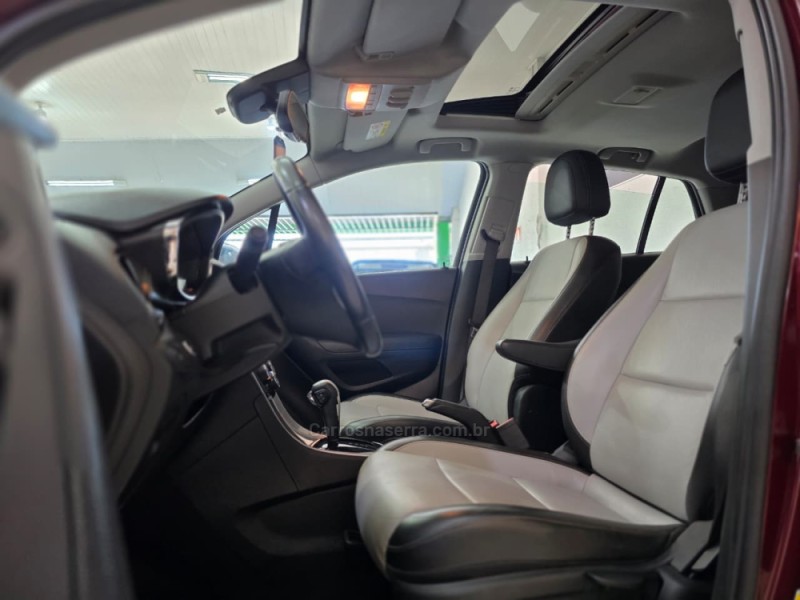 TRACKER 1.4 16V TURBO FLEX LTZ AUTOMÁTICO - 2017 - SAPUCAIA DO SUL