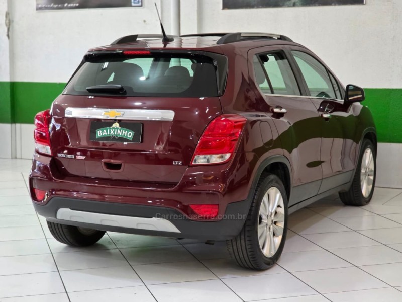 TRACKER 1.4 16V TURBO FLEX LTZ AUTOMÁTICO - 2017 - SAPUCAIA DO SUL