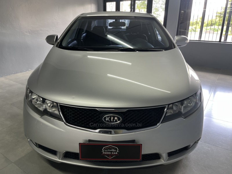 CERATO 1.6 EX2 SEDAN 16V GASOLINA 4P MANUAL - 2010 - CAXIAS DO SUL