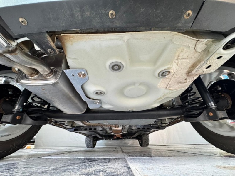 CROSSFOX 1.6 MSI FLEX 16V 4P MANUAL - 2016 - NOVA PRATA