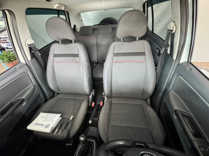 CROSSFOX 1.6 MSI FLEX 16V 4P MANUAL - 2016 - NOVA PRATA