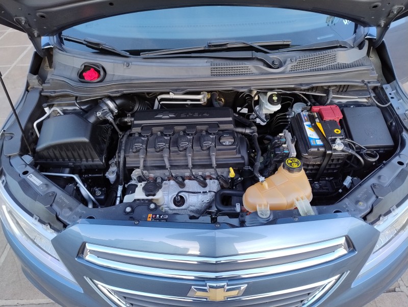 ONIX 1.0 MPFI LT 8V FLEX 4P MANUAL - 2015 - VACARIA