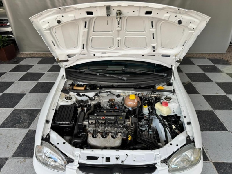 CLASSIC 1.0 MPFI LIFE 8V FLEX 4P MANUAL - 2008 - NOVA PRATA