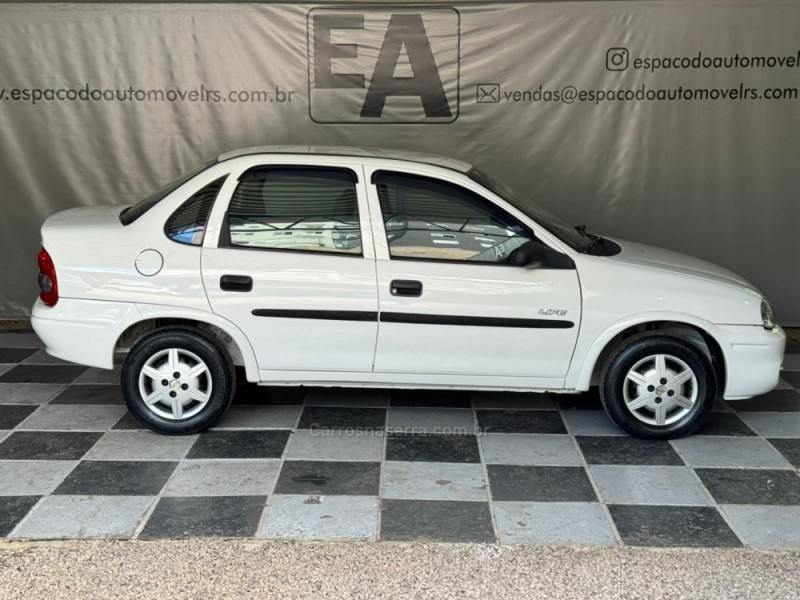 CLASSIC 1.0 MPFI LIFE 8V FLEX 4P MANUAL - 2008 - NOVA PRATA