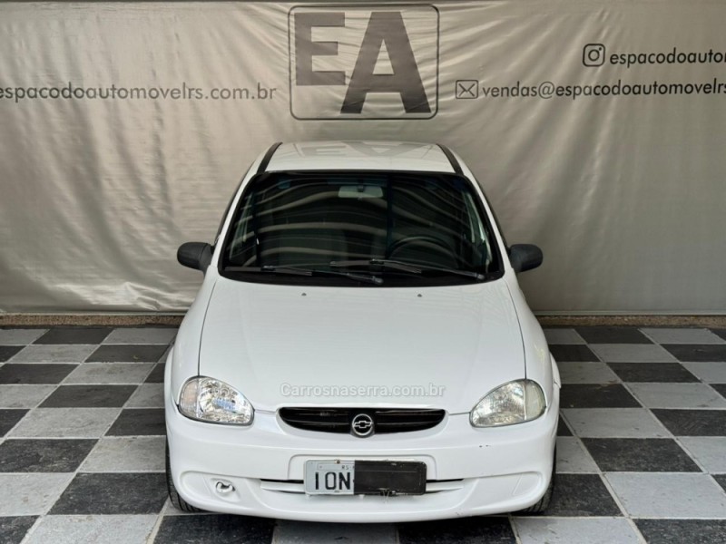 CLASSIC 1.0 MPFI LIFE 8V FLEX 4P MANUAL - 2008 - NOVA PRATA