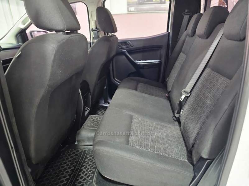 RANGER 2.2 XLS 4X4 CD 16V DIESEL 4P AUTOMÁTICO - 2023 - SAPUCAIA DO SUL