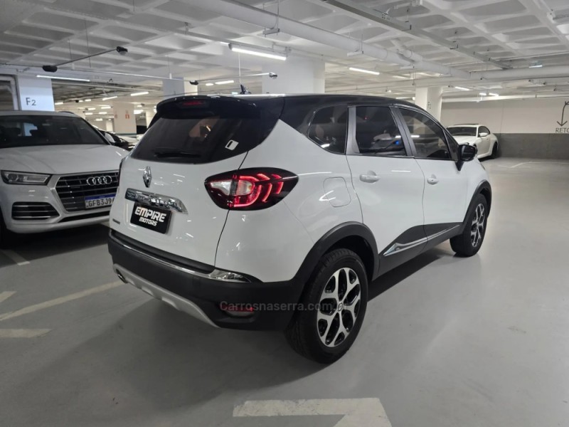 CAPTUR 1.6 16V FLEX INTENSE AUTOMÁTICO - 2020 - PORTO ALEGRE