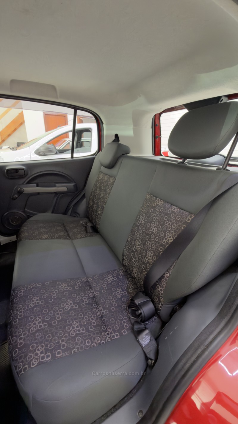 UNO 1.0 EVO VIVACE 8V FLEX 4P MANUAL - 2011 - CAXIAS DO SUL