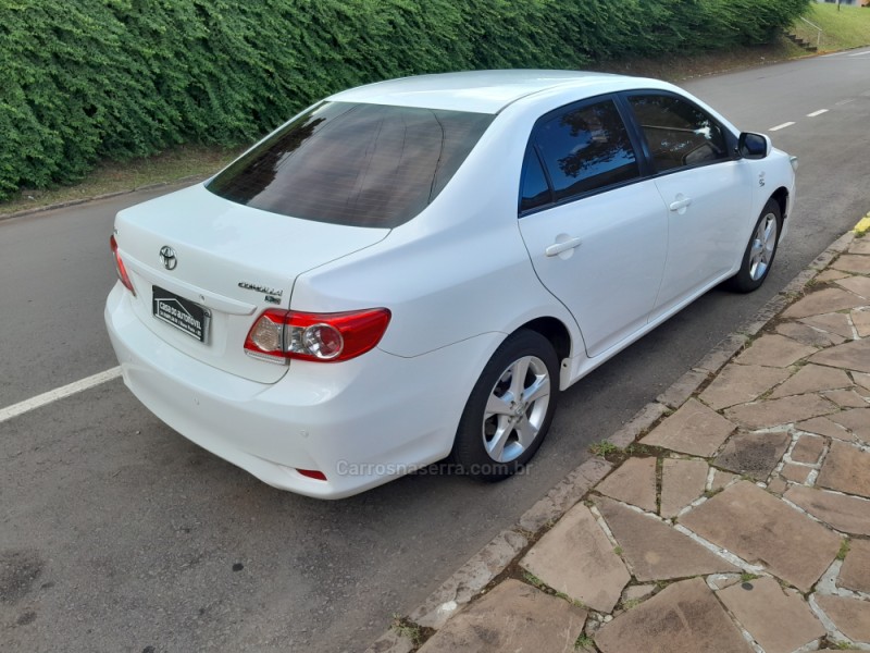 COROLLA 1.8 GLI 16V FLEX 4P AUTOMÁTICO - 2013 - NOVA PRATA