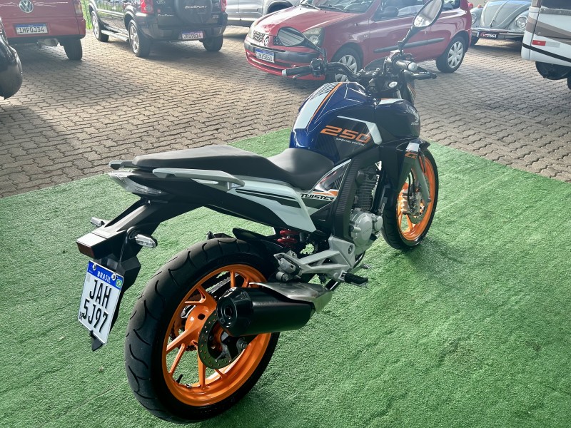 CB 250F TWISTER CBS - 2020 - SãO SEBASTIãO DO CAí