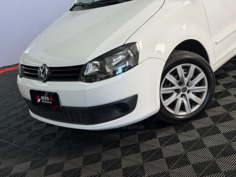 FOX 1.0 MI 8V FLEX 4P MANUAL - 2014 - VACARIA