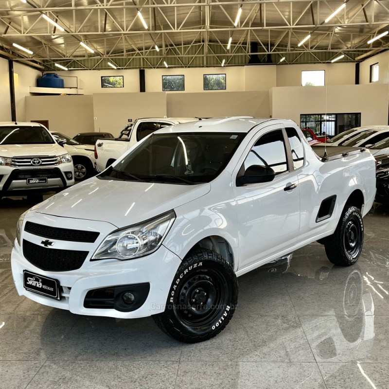 MONTANA 1.4 MPFI LS CS 8V FLEX 2P MANUAL