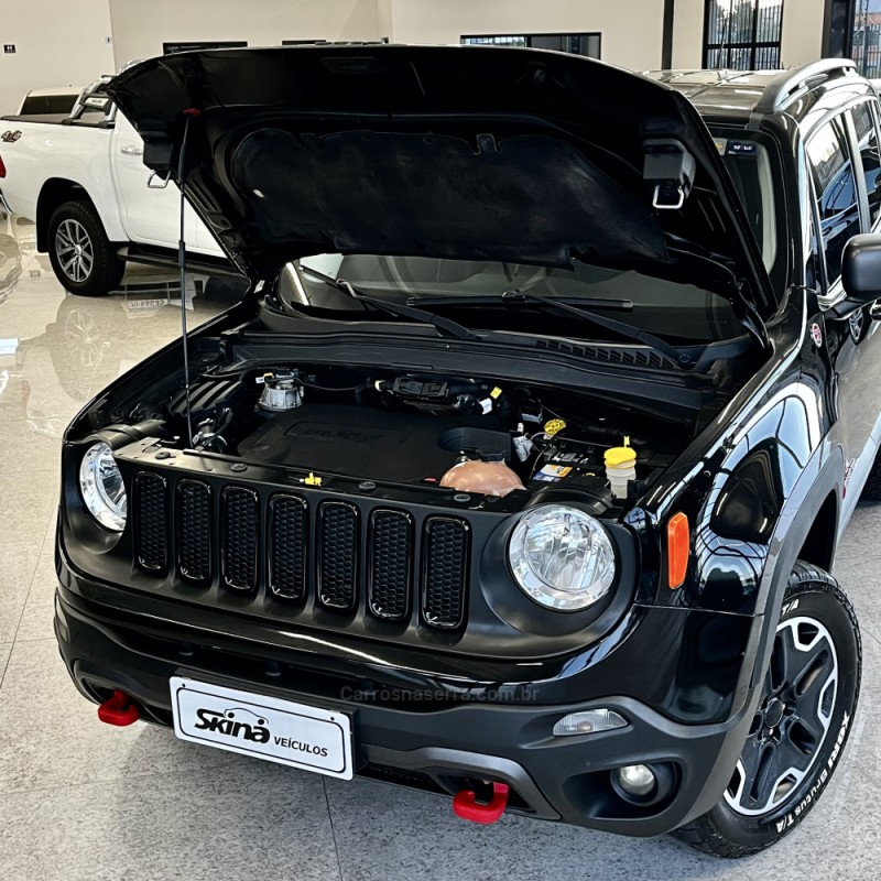 RENEGADE 2.0 16V TURBO DIESEL TRAILHAWK 4P 4X4 AUTOMÁTICO - 2016 - VACARIA