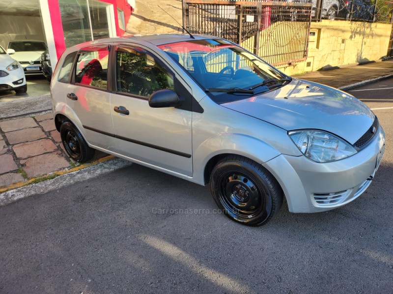 FIESTA 1.0 MPI HATCH 8V FLEX 4P MANUAL - 2006 - VERANóPOLIS