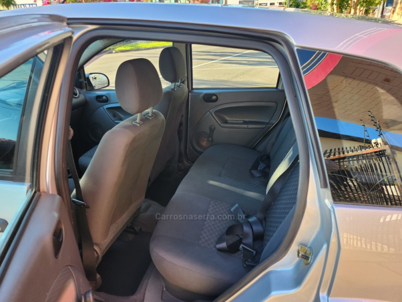 FIESTA 1.0 MPI HATCH 8V FLEX 4P MANUAL - 2006 - VERANóPOLIS