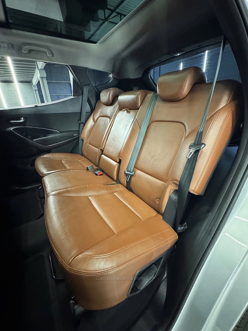 SANTA FÉ 3.3 MPFI 4X4 7 LUGARES V6 270CV GASOLINA 4P AUTOMÁTICO - 2015 - PASSO FUNDO