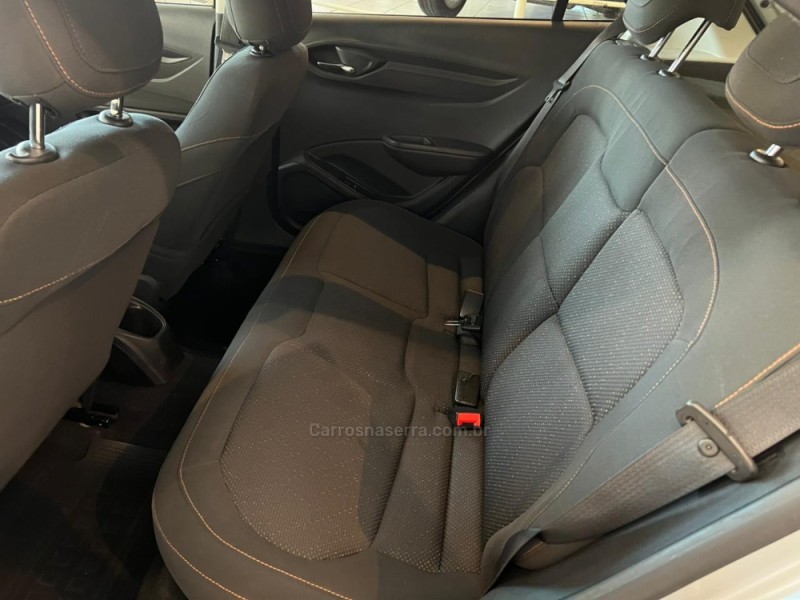 ONIX 1.4 MPFI LTZ 8V FLEX 4P MANUAL - 2014 - CAXIAS DO SUL