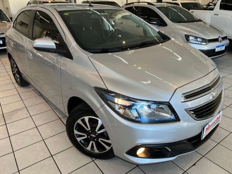 ONIX 1.4 MPFI LTZ 8V FLEX 4P MANUAL - 2014 - CAXIAS DO SUL