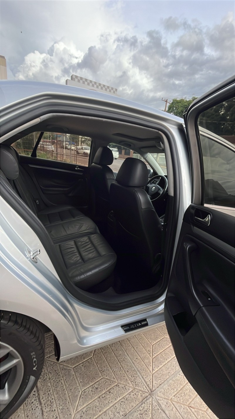 JETTA 2.5 I 20V 170CV GASOLINA 4P TIPTRONIC - 2009 - SANANDUVA