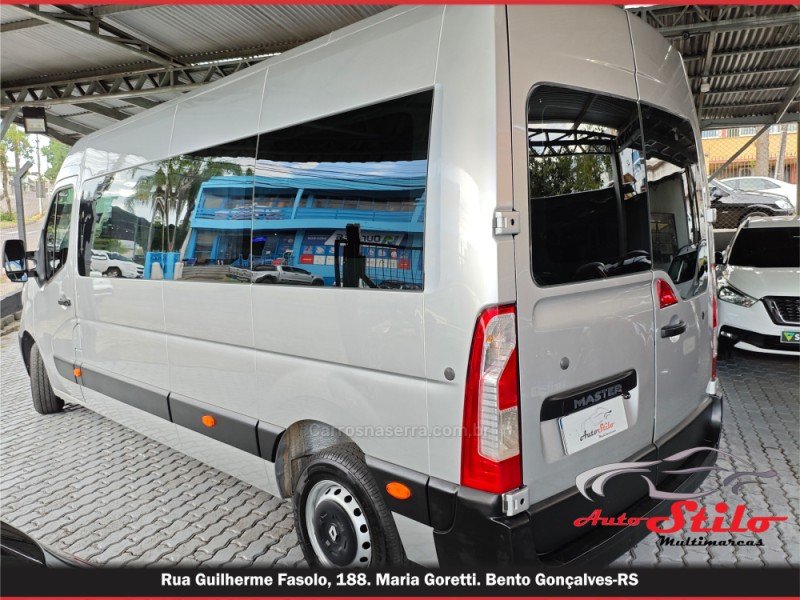 MASTER 2.3 DCI MINIBUS VIP L3H2 16 LUGARES 16V DIESEL 4P MANUAL - 2014 - BENTO GONçALVES