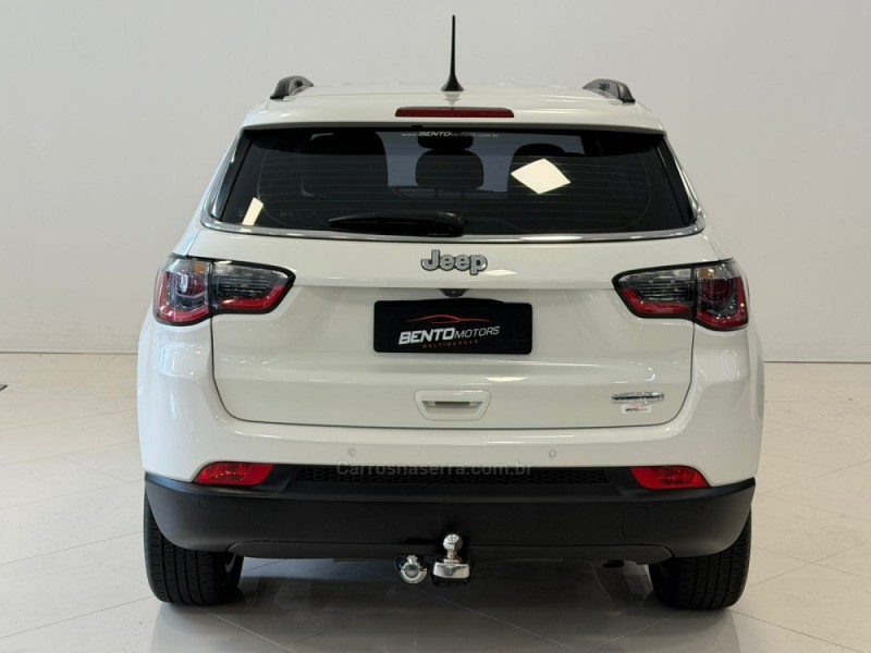 COMPASS 2.0 16V FLEX LONGITUDE AUTOMÁTICO - 2018 - BENTO GONçALVES