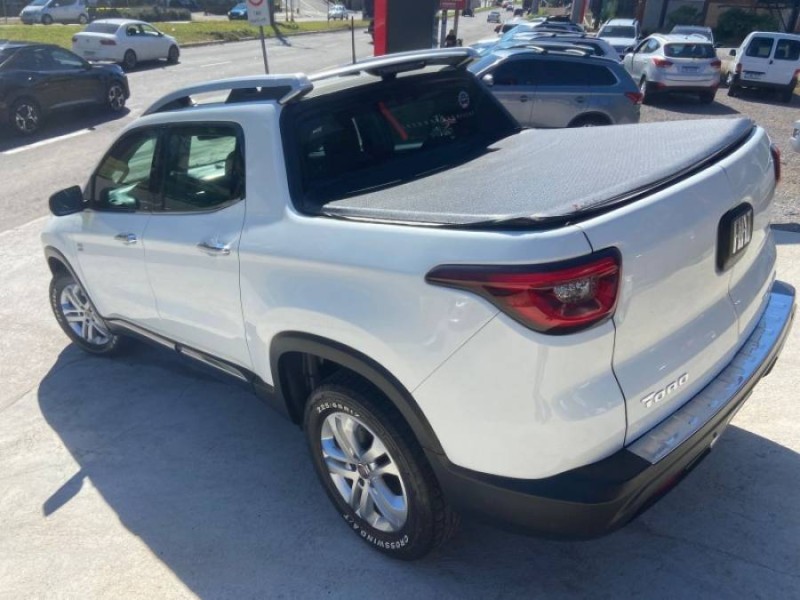 TORO 2.0 16V TURBO DIESEL VOLCANO 4WD AUTOMÁTICO - 2017 - CAXIAS DO SUL