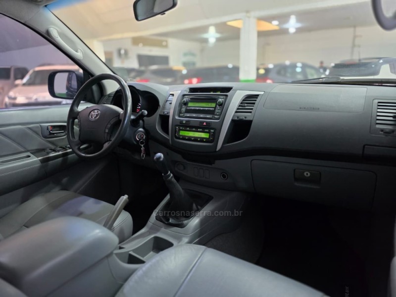 HILUX 3.0 SRV 4X2 CD 16V TURBO INTERCOOLER DIESEL 4P MANUAL - 2009 - SAPUCAIA DO SUL