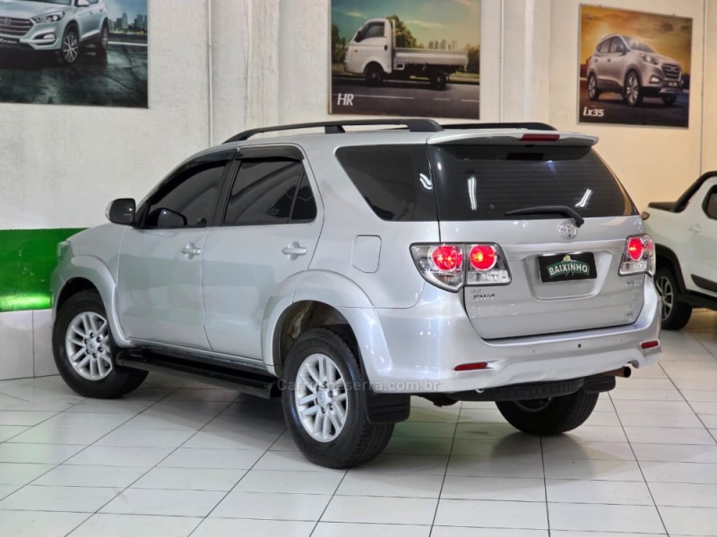 HILUX SW4 2.7 SR 4X2 16V FLEX 4P AUTOMÁTICO - 2013 - SAPUCAIA DO SUL