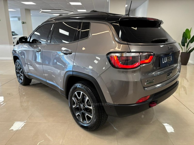 COMPASS 2.0 16V DIESEL TRAILHAWK 4X4 AUTOMÁTICO - 2019 - CARLOS BARBOSA