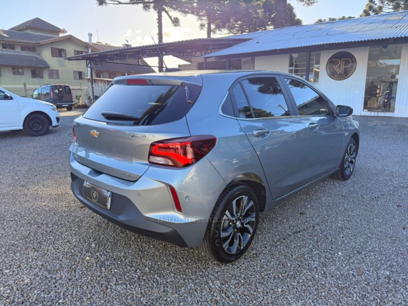 ONIX 1.0 PREMIER 12V TURBO FLEX 4P AUTOMÁTICO - 2024 - CANELA