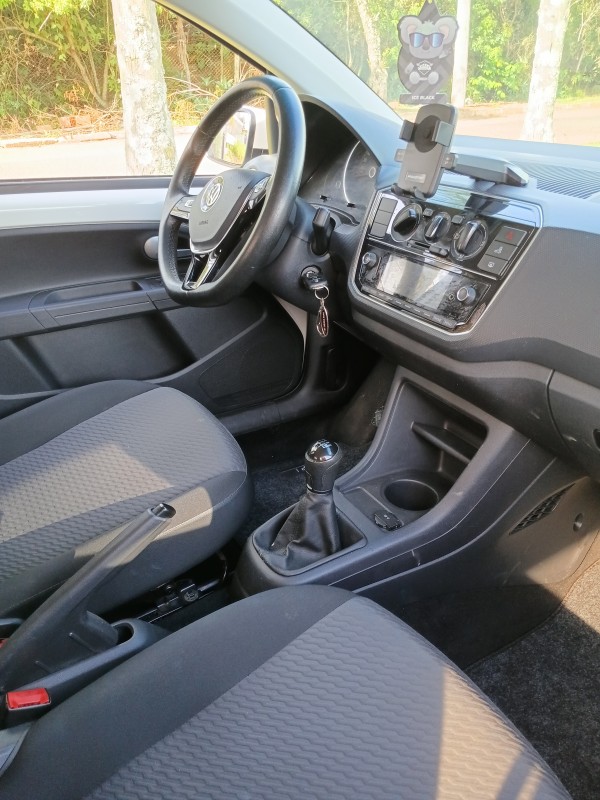 UP 1.0 TSI MOVE UP 12V FLEX 4P MANUAL - 2019 - CAMPO BOM