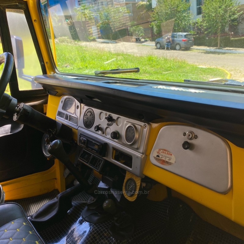 BANDEIRANTE  - 2001 - MONTENEGRO