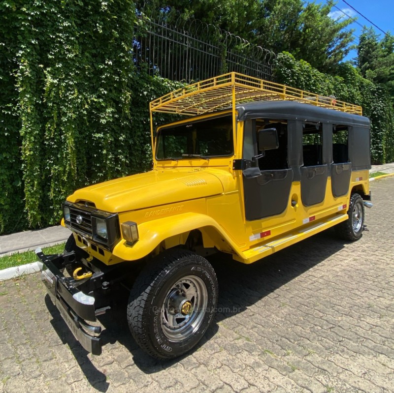 BANDEIRANTE  - 2001 - MONTENEGRO