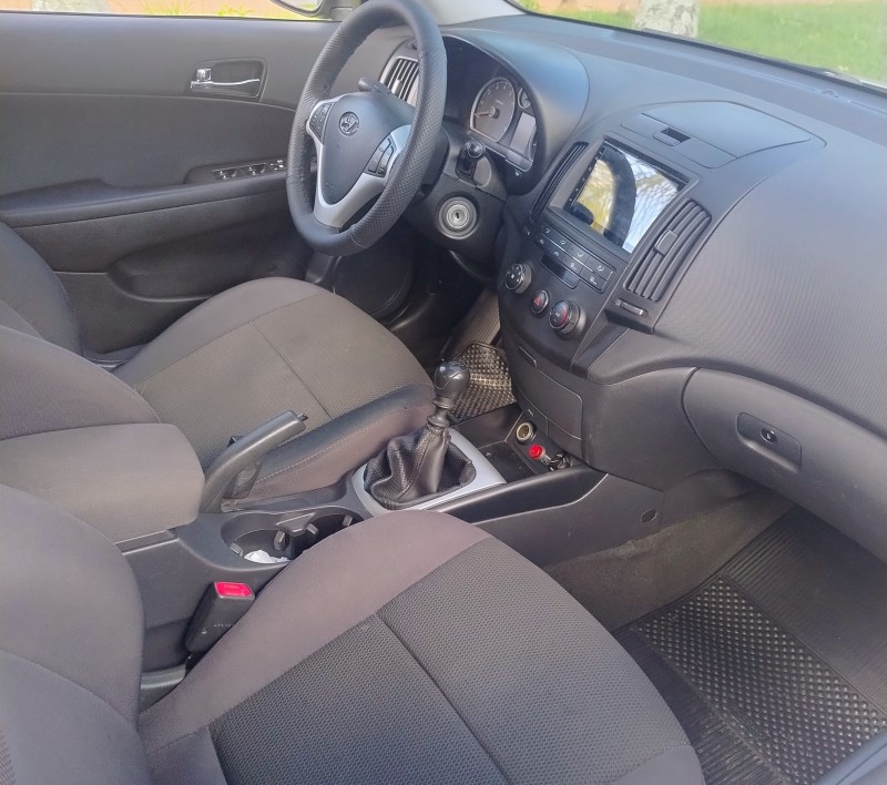 I30 2.0 MPFI GLS 16V GASOLINA 4P MANUAL - 2011 - CAMPO BOM