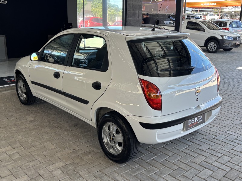CELTA 1.0 MPFI SUPER 8V FLEX 4P MANUAL - 2005 - CAXIAS DO SUL