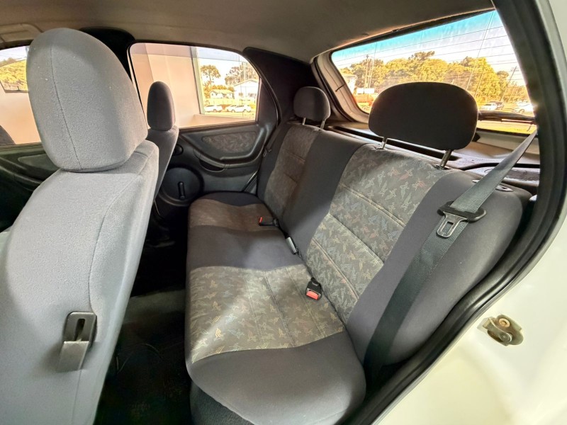 CELTA 1.0 MPFI SUPER 8V FLEX 4P MANUAL - 2003 - CAXIAS DO SUL