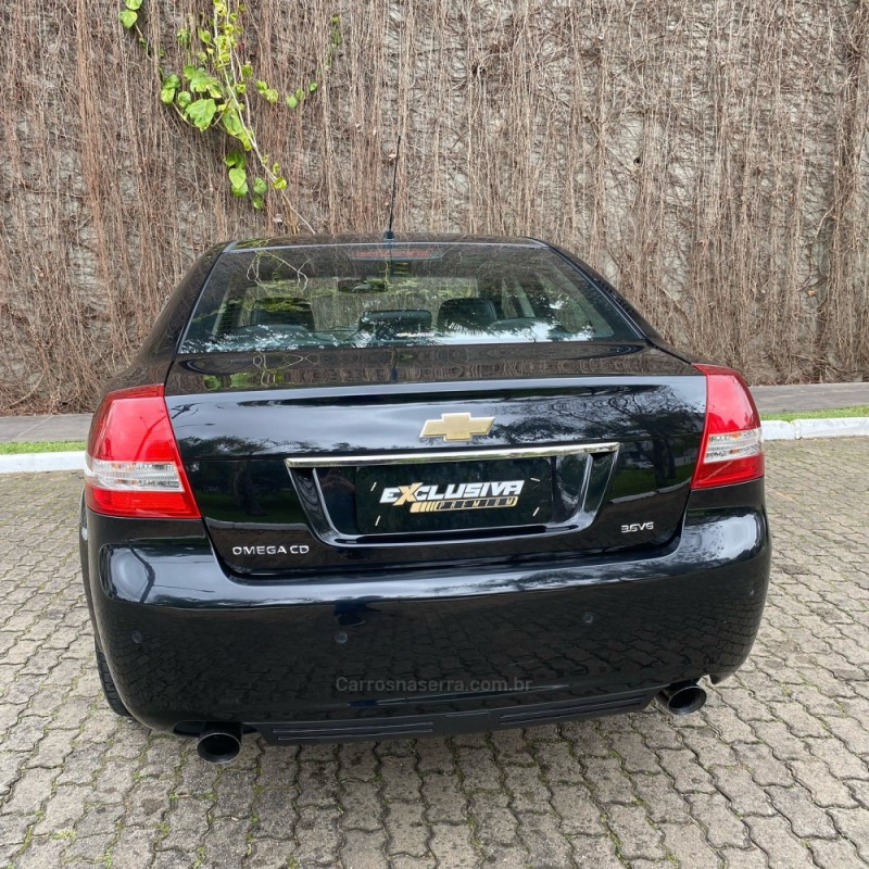 OMEGA 3.0 MPFI CD 12V GASOLINA 4P AUTOMÁTICO - 2011 - MONTENEGRO