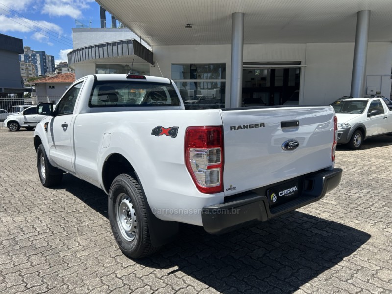RANGER 2.2 XL 4X4 CS 16V DIESEL 2P MANUAL - 2023 - FARROUPILHA