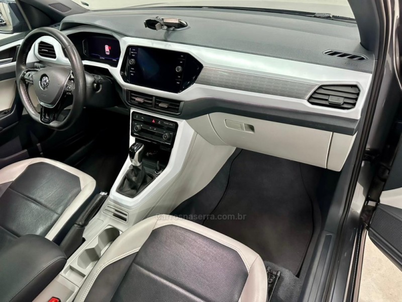 T-CROSS 1.4 HIGHLINE TSI 16V FLEX 4P AUTOMÁTICO - 2020 - CAXIAS DO SUL