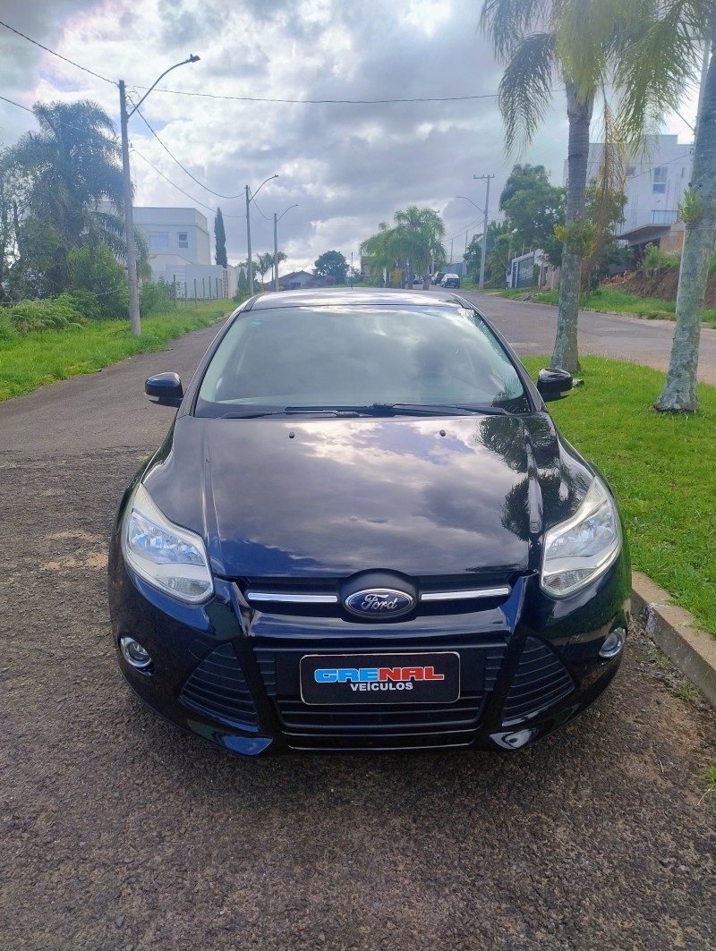 focus 2.0 se plus 16v flex 4p automatico 2014 campo bom